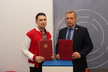 Подписано соглашение о сотрудничестве с Чувашским региональным отделением Всероссийского общественного движения добровольцев в сфере здравоохранения «Волонтеры-медики» 